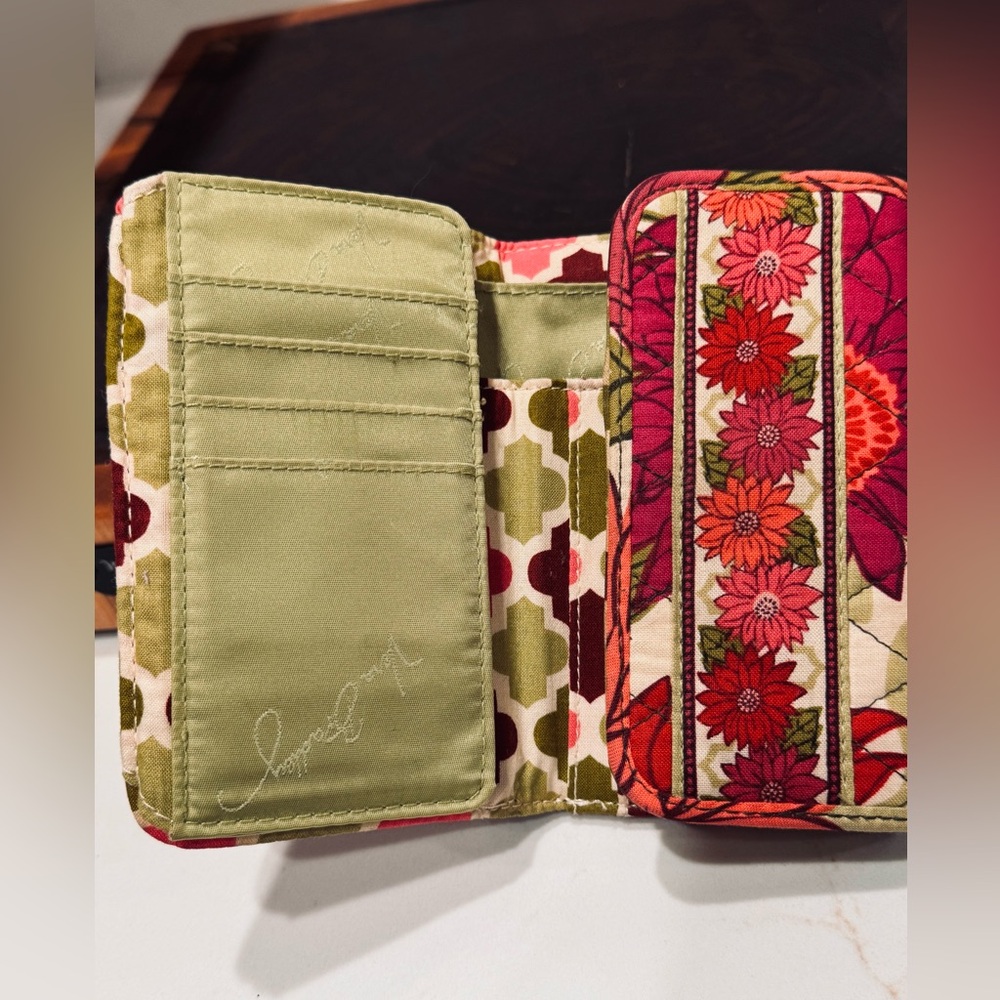 Vera Bradley Floral Pink & Orange Wallet NWOT - Picture 4 of 4